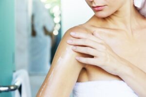 Holi skin care tips